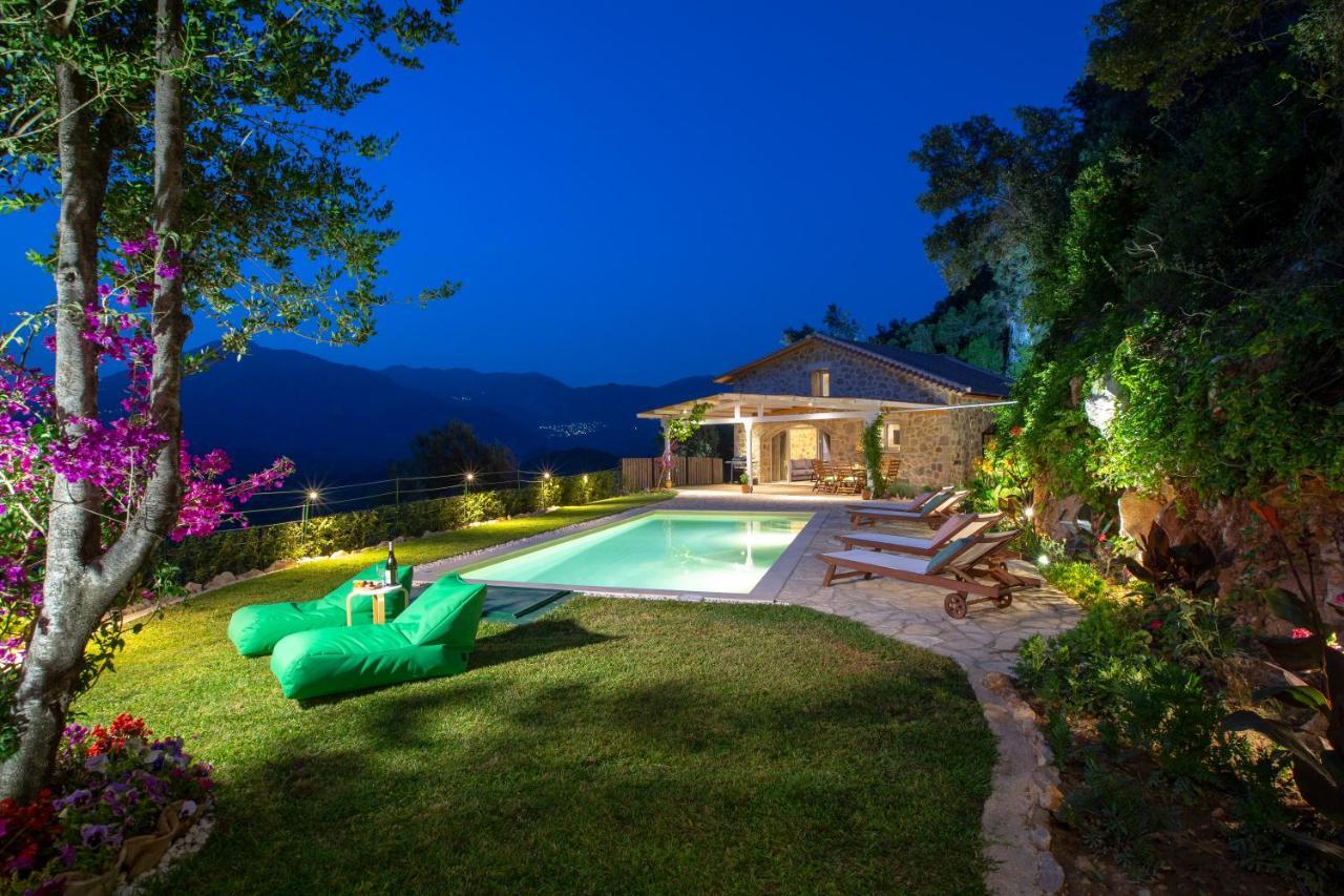 Pnoes Villas วาซีลีกี ภายนอก รูปภาพ